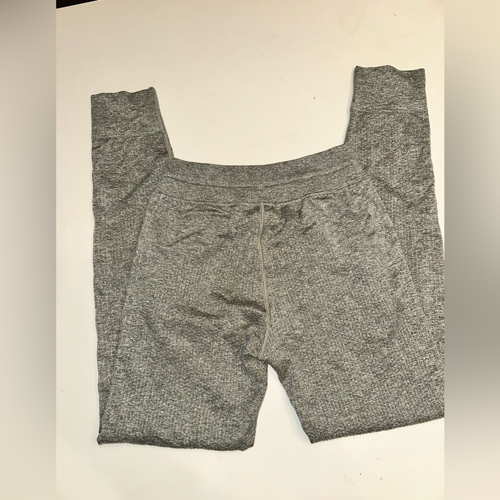 Lululemon Athletica textured Tech Heathered Gray Joggers Size 2 pants - Picture 4 of 4